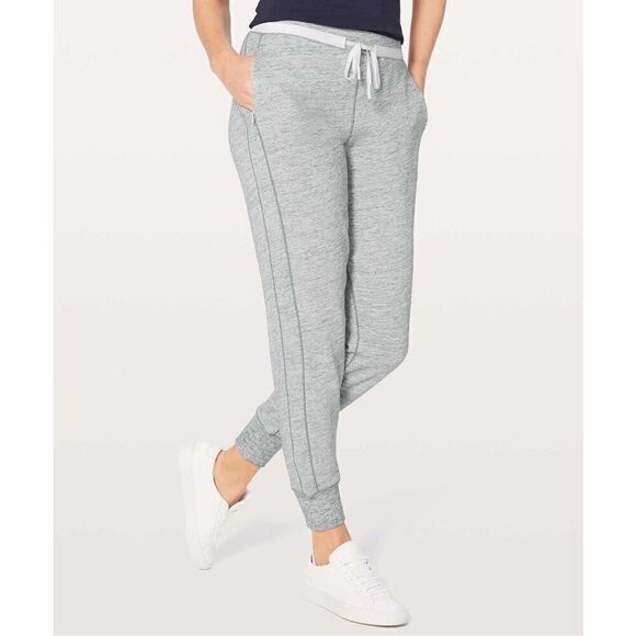 Lululemon Women’s Cool & Collected Jogger *28" FLAW - Picture 1 of 16